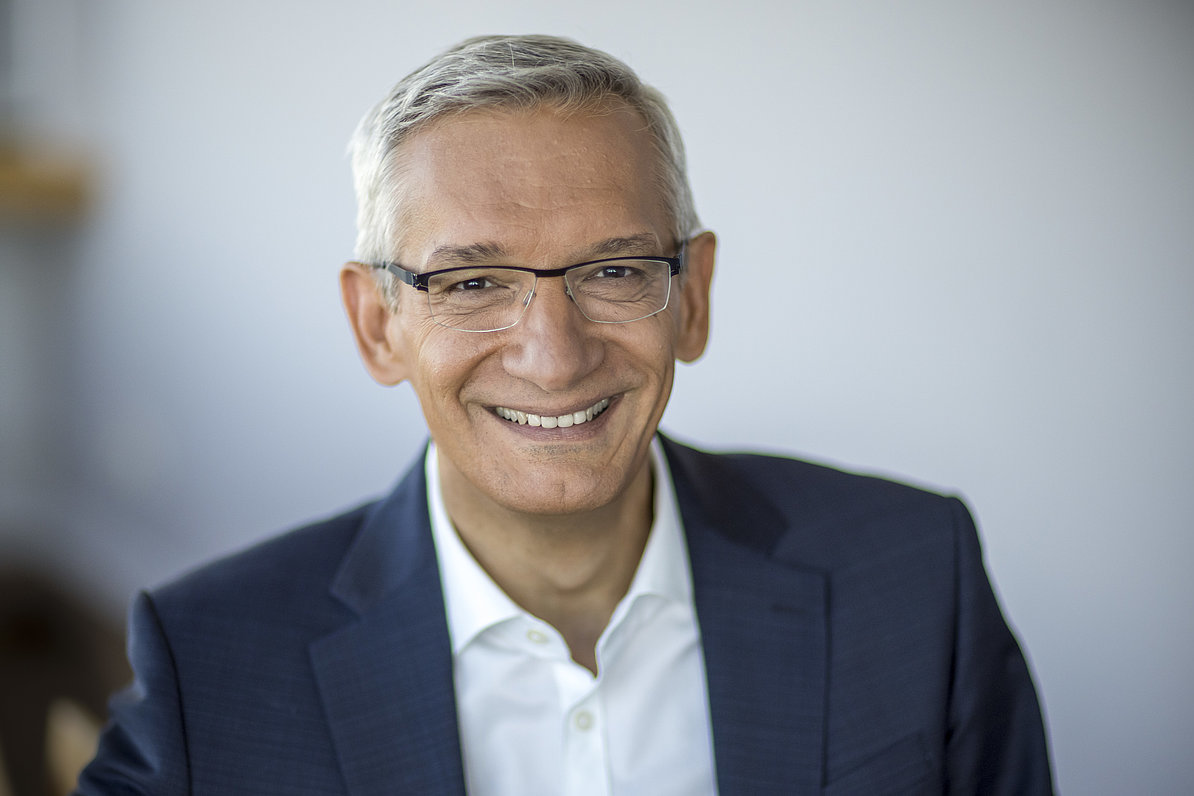 Portrait photo: Martin Jäger