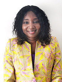Portrait photo: Mary Stephen