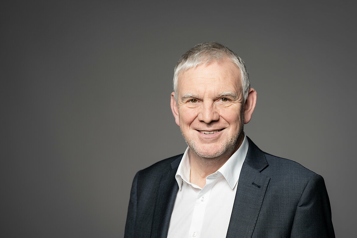 Portrait photo: Jochen Flasbarth.