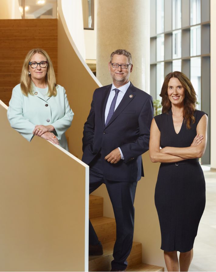 Photo: The GIZ Management Board. From left to right: Ingrid-Gabriela Hoven, Vice-Chair of the Management Board; Thorsten Schäfer-Gümbel, Chair of the Management Board; Anna Sophie Herken, Managing Director